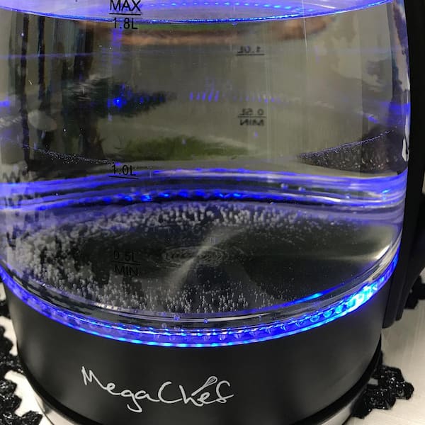 MegaChef Glass Clear 6-Cup Corded Electric Kettle in the Water Boilers &  Kettles department at