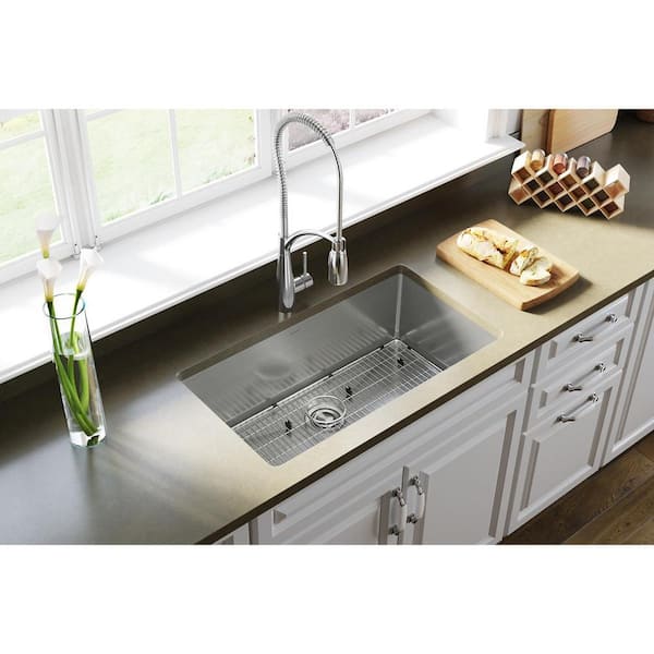 Crosstown 33 in. Undermount Single Bowl 16-Gauge Stainless Steel Kitchen Sink Kit w/ Accessories