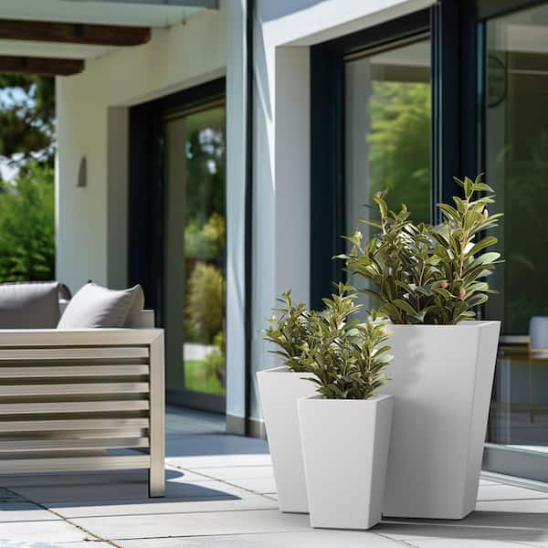 Sapcrete Modern 24.5in., 18.5in., 16in. High Large Tall