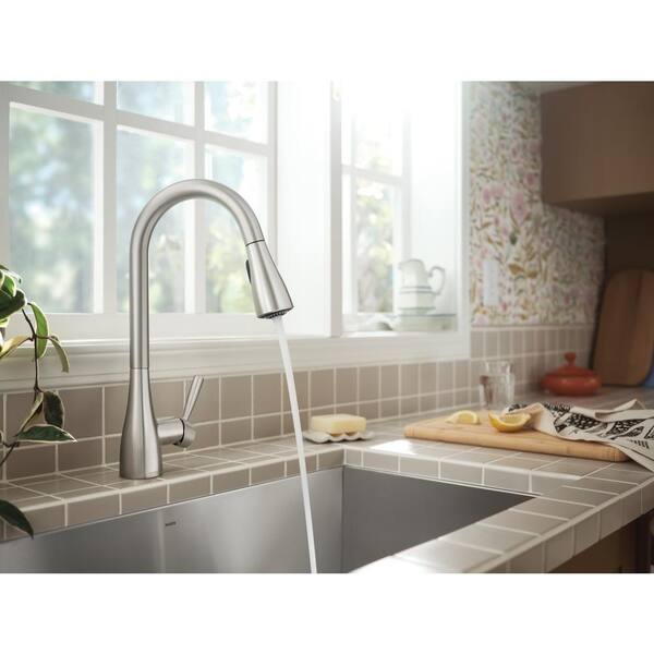 MOEN Kaden Spot buy Resist Stainless One-Handle Pulldown Kitchen Faucet NEW