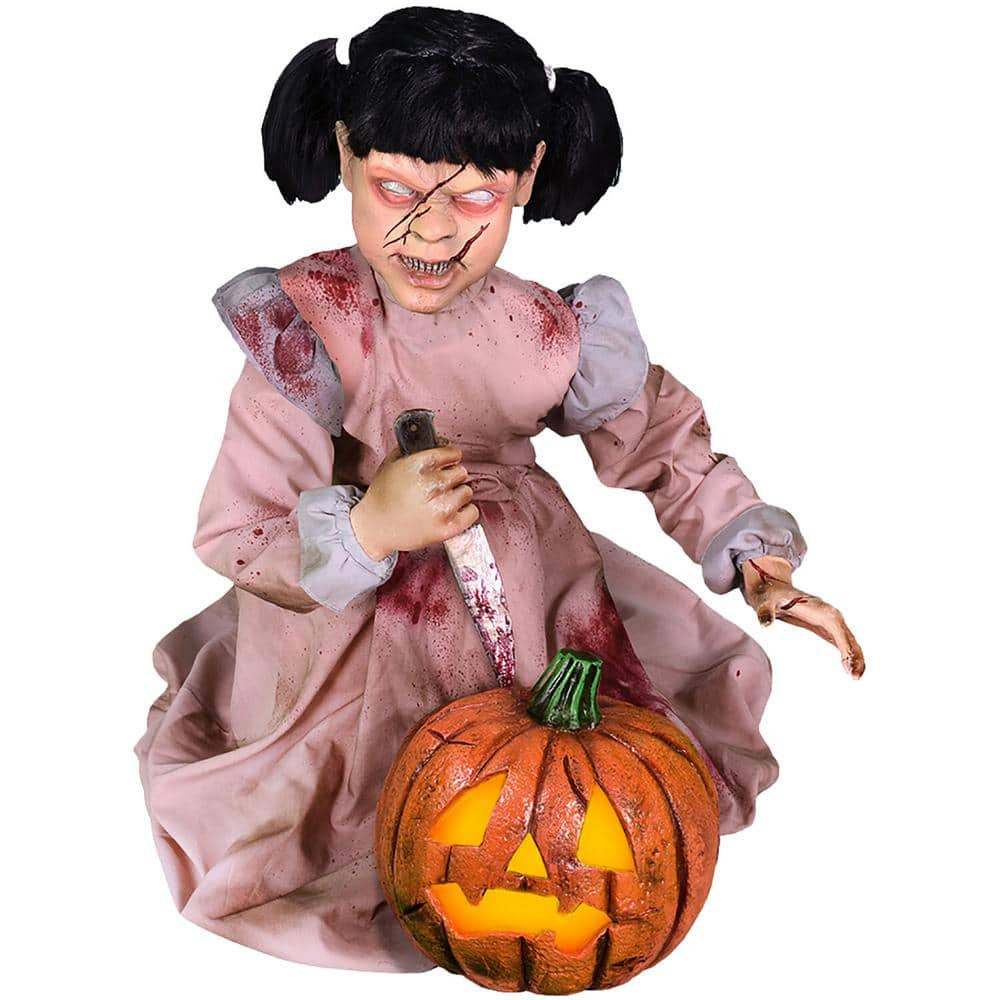 Haunted Hill Farm Lunging Pumpkin Carver Girl with Lights by Tekky | Talking Animated Halloween Decorations | Battery Operated Animatronics | Festive Holiday Decor | HHPMPCVR-FLSA