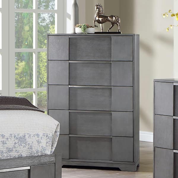 Furniture of America Invern Gray 5-Drawer 33 in. Wide Chest of Drawers