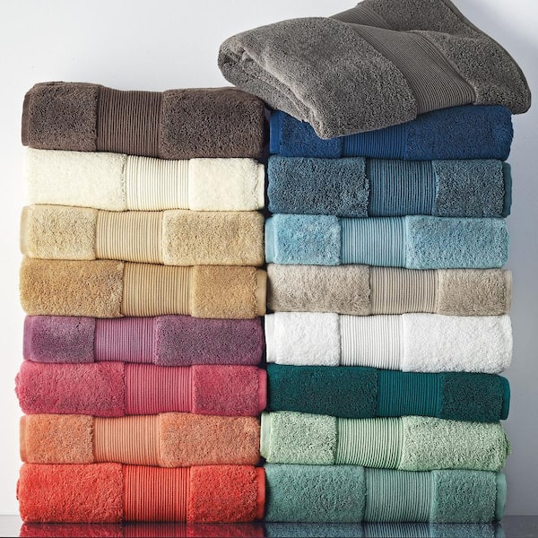 Superior Egyptian Cotton Heavyweight Solid Plush Towel Set - On