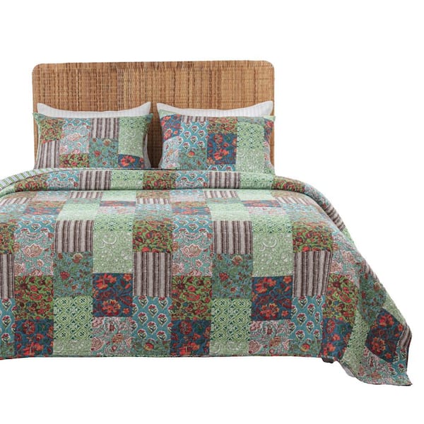 Benjara Aby Jade Green Reversible Patchwork Cotton Microfiber King Quilt (Set of 3)