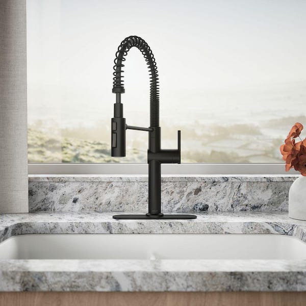 K6様 Crue Single-handle Semi-professional Kitchen Faucet | K