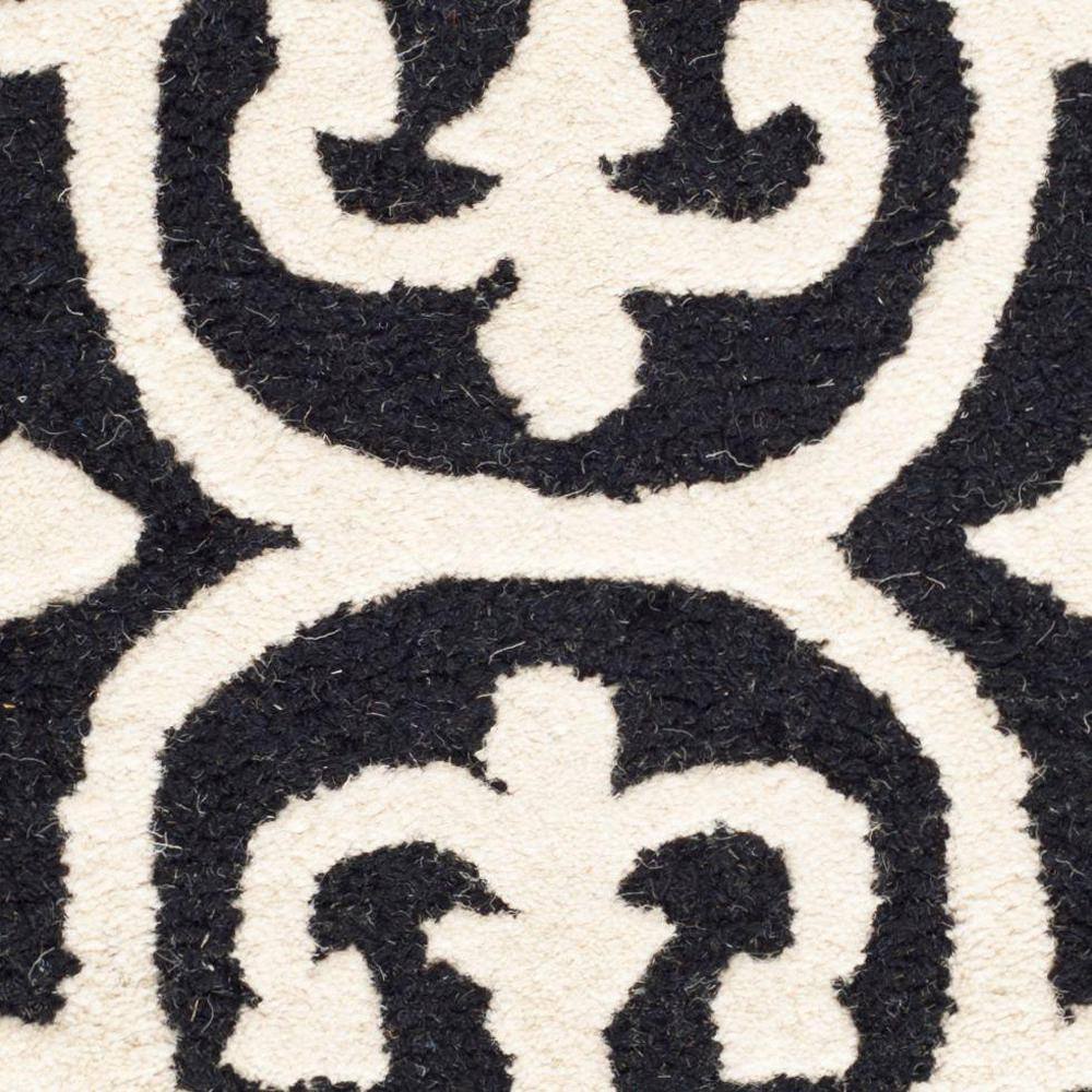 Hand-Tufted Cambridge Charm Wool Rug Black/Ivory 2' x 3'