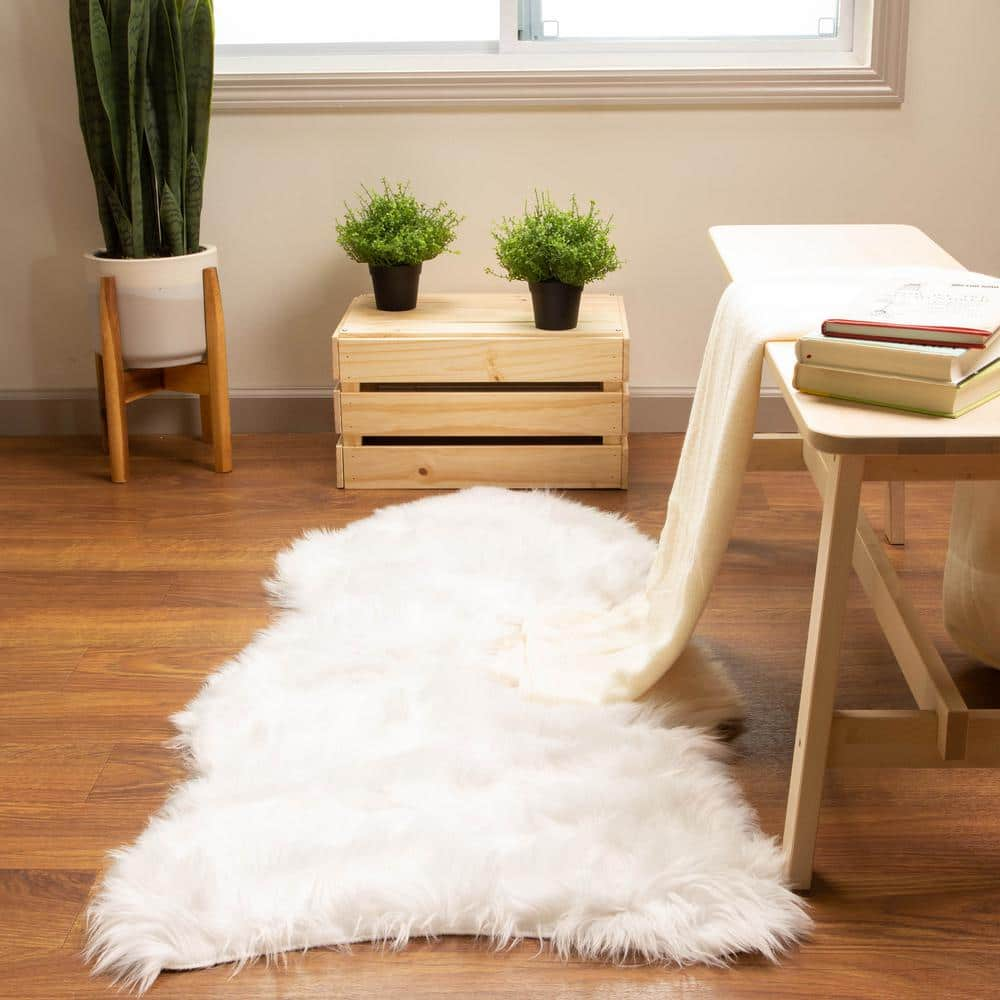 Super Area Rugs Serene Silky Faux Fur Fluffy Shag Rug Snow