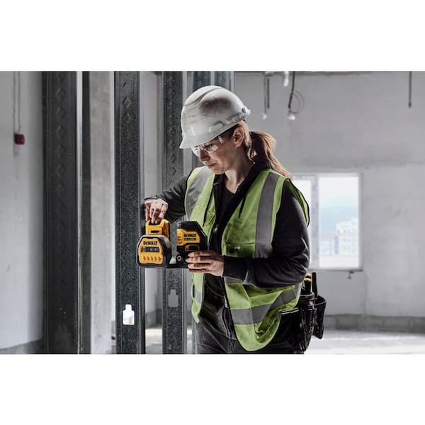 DEWALT 20V Max Cordless Green Cross-Line Laser Level (Tool Only