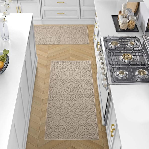 Feya Solid Linen 2 ft. x 5 ft. Medallion 2-Piece Rug Set
