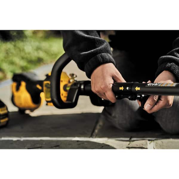 DEWALT - FLEXVOLT 60V MAX 17 in. Cordless Battery Powered Attachment Capable Trimmer Kit with (1) FLEXVOLT 3 Ah Battery & Charger