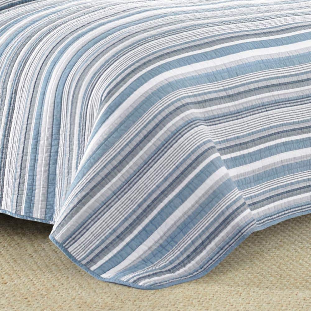 Nautical Twin White and Blue Cotton Reversible Quilt Set