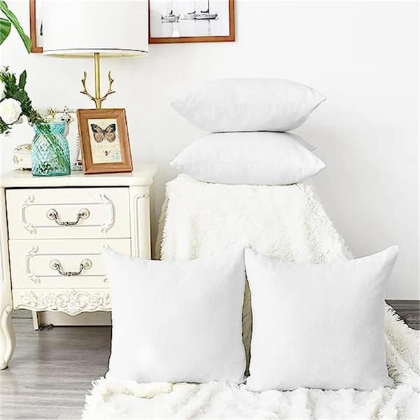 https://images.thdstatic.com/productImages/0c727601-eb30-431e-aec0-7fda39ad2489/svn/outdoor-throw-pillows-b0c1mnxgm8-1f_600.jpg