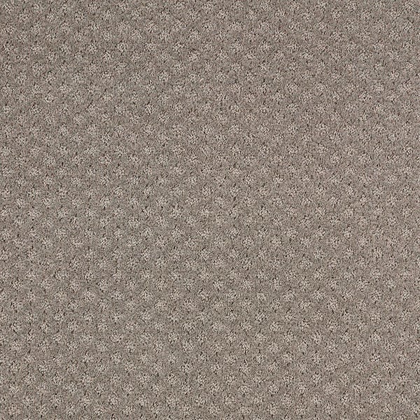 Lifeproof with Petproof Technology Transcends Time Gravel Road Gray 39 oz. Triexta Pattern Installed Carpet
