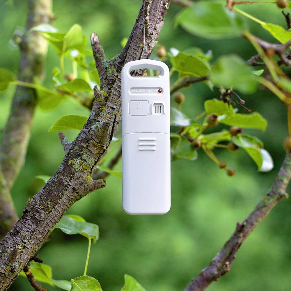 AcuRite Wireless Vertical Color Weather Station with Humidity Sensor