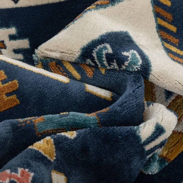 Upholstery Tacks – Great Lakes Fabrics