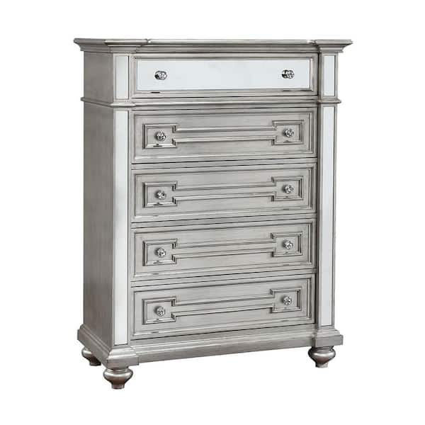 William's Home Furnishing Salamanca Champagne Contemporary Style Chest of Drawers