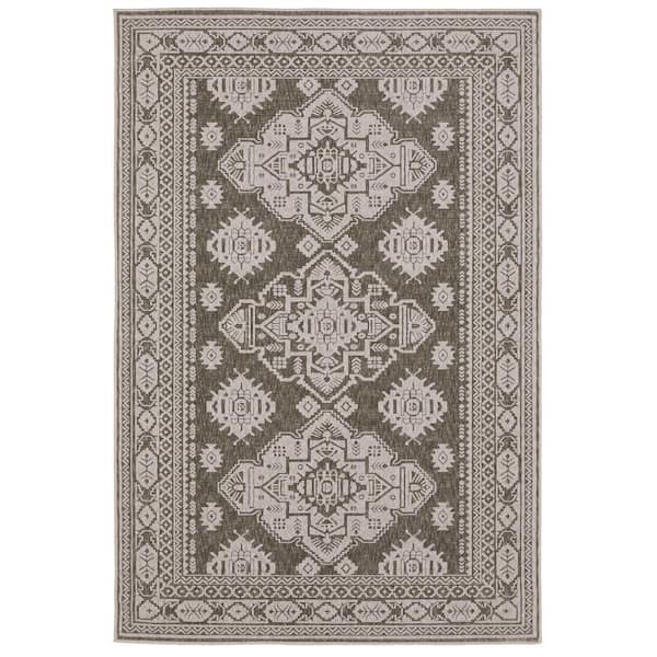 AVERLEY HOME Imperial Gray 7 ft. x 10 ft. Oriental Triple Medallion Old World-Inspired Polyester Indoor Area Rug