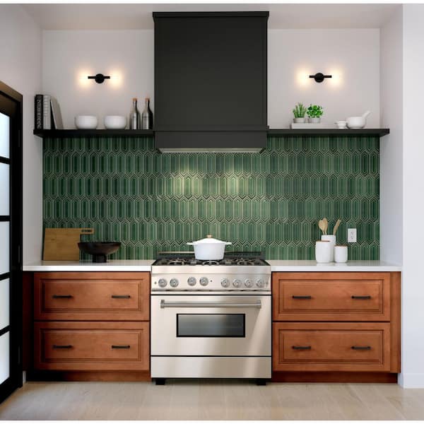 Maple Cognac Kitchen Cabinets Backsplashes