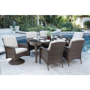 7 piece wicker outdoor dining outlet set