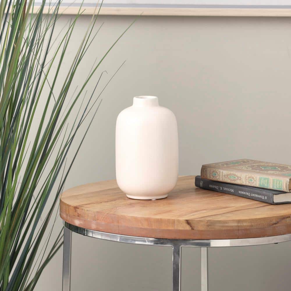 White Round Ceramic Minimalistic Decorative Vase