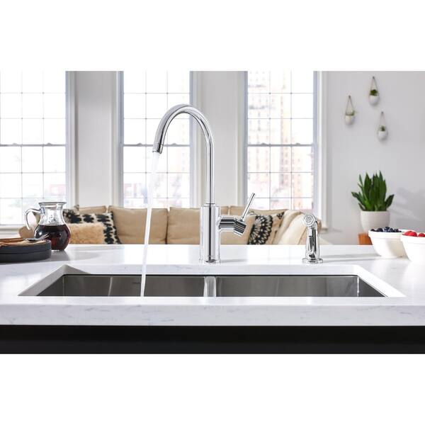 MOEN Sombra Single-Handle Kitchen Faucet Side Sprayer in Spot Resist Stainless 