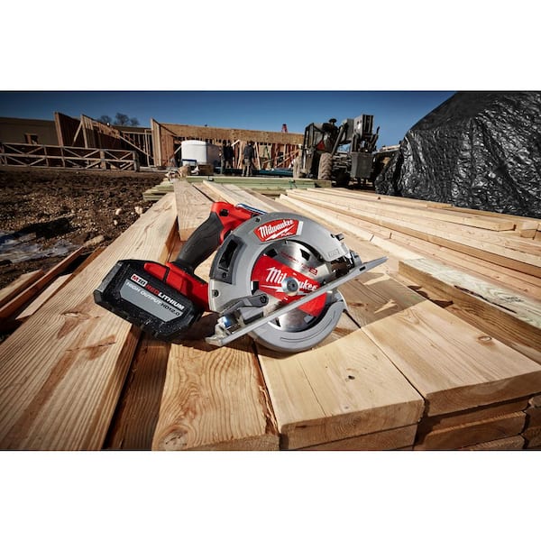 Milwaukee - M18 FUEL 18V Lithium-Ion Brushless Cordless 7-1/4 in. Circular Saw Kit with One 12.0Ah Battery, Charger, Tool Bag