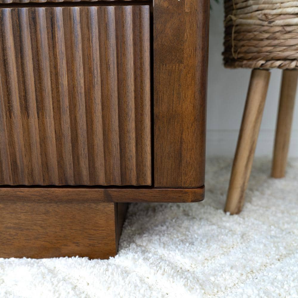 Walnut Brown Mid-Century Modern Solid Wood 6-Drawer Dresser