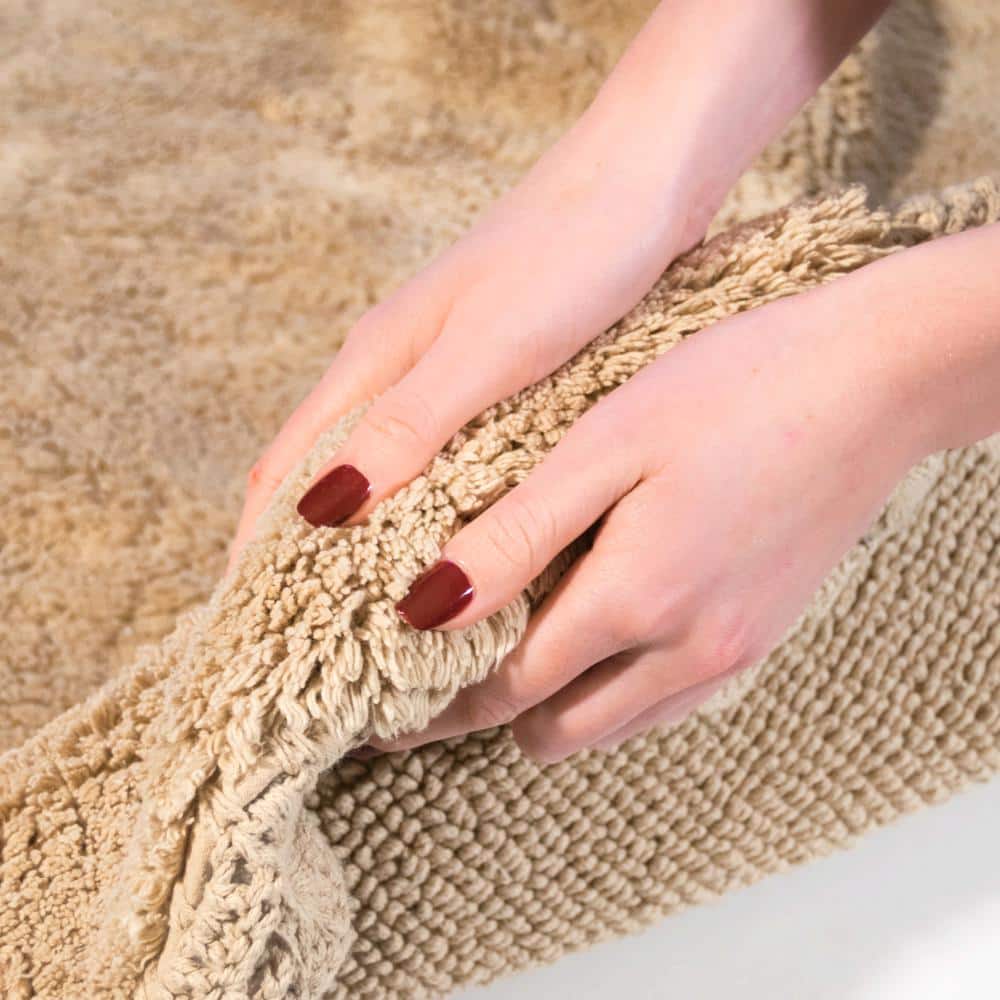Provence Crochet Elegance Off-White Cotton Bath Runner 22"x60"