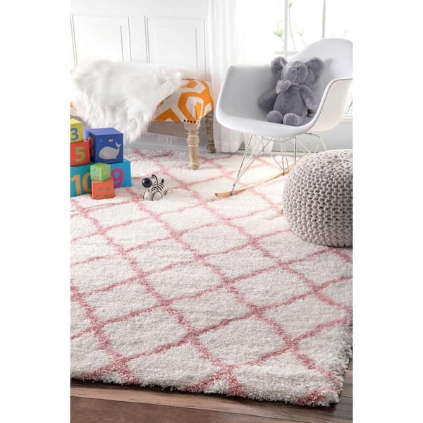 Nelda Trellis Shag Baby Pink 4 ft. x 6 ft. Area Rug