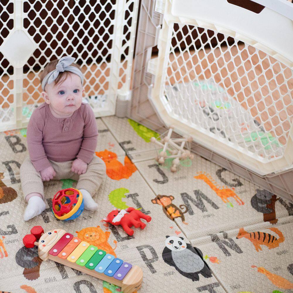 Ivory 26" Tall 6-Panel Baby Play Yard