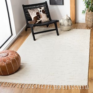 Casablanca Ivory 4 ft. x 6 ft. Solid Area Rug