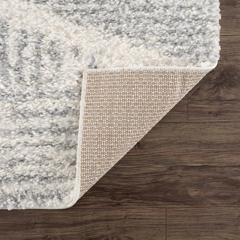 Gray and Cream Trellis Plush Shag Area Rug 5'3" x 7'3"