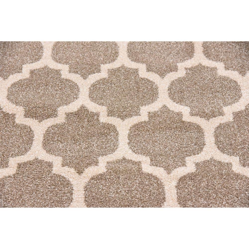 Elegant Trellis Light Brown 4'x6' Stain-Resistant Area Rug