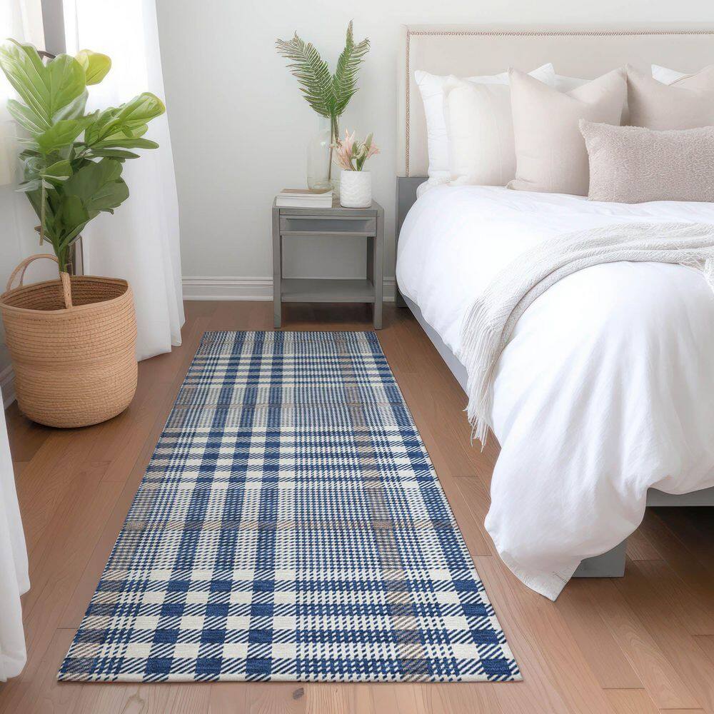 Navy Synthetic Washable Indoor/Outdoor Runner Rug 2'3" x 7'6"