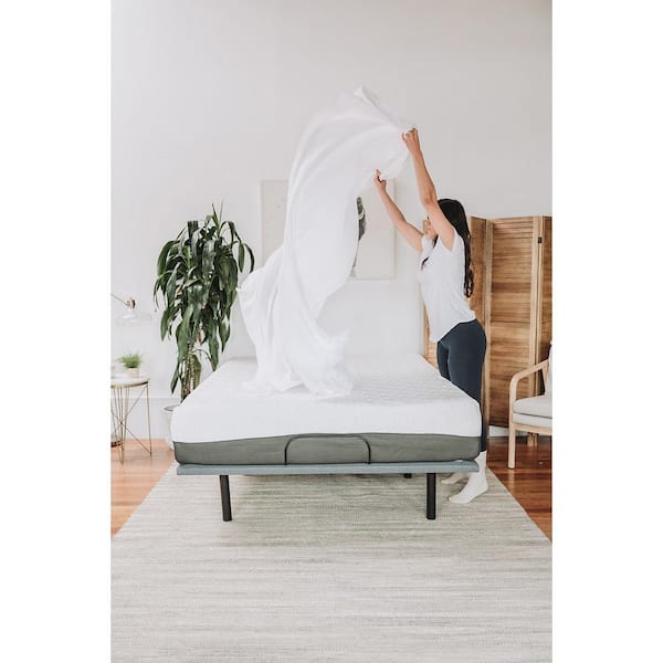 Jeedeson Hypoallergenic 4-Piece White Brushed Microfiber Full Sheet Set 75 in. x 53 in.