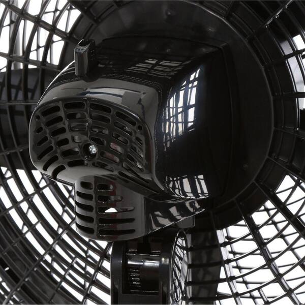 Lasko Cyclone Adjustable-Height 18 in 