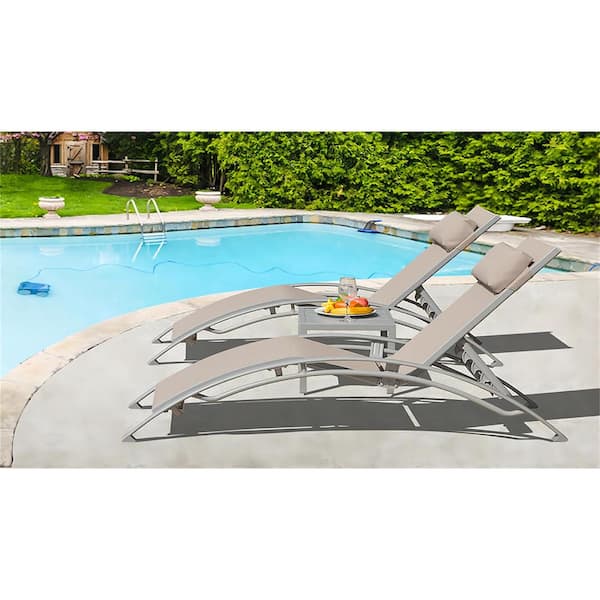 Otryad 2 Pieces Khaki Metal Outdoor Chaise Lounge with Adjustable Backrest and Removable Pillow for Pool and Sunbathing Lawn