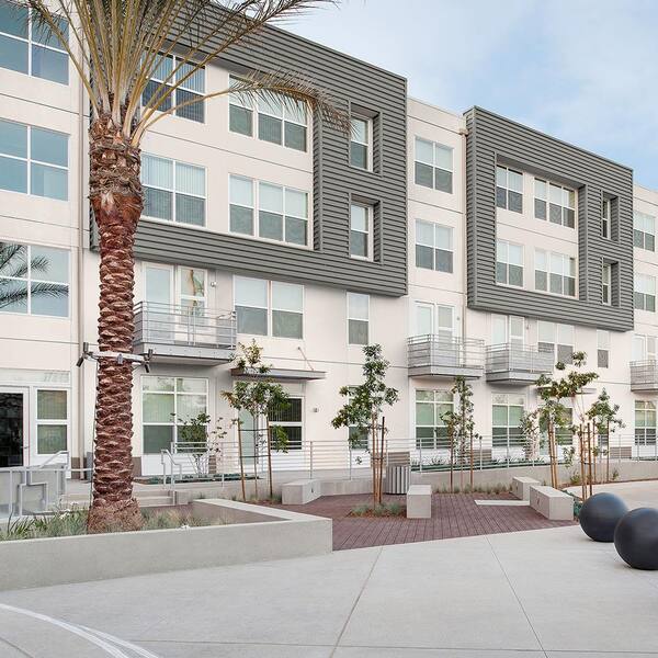 1 gal. #RD-W05 Moonlit Beach Semi-Gloss Exterior Paint