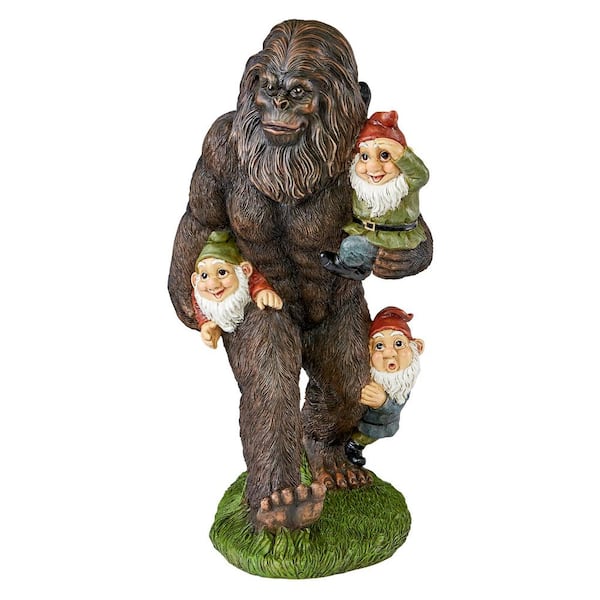 Design Toscano 16 in. H Schlepping the Garden Gnomes Bigfoot Statue