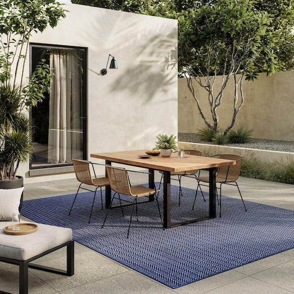 Horizon Indoor/Outdoor Navy 8 ft. x 10 ft. Geometric Contemporary Area Rug