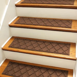 Aqua Shield Argyle Dark Brown 8.5 in. x 30 in. Stair Tread Covers (Set of 4)