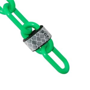 2 in. (#8,51 mm) x 100 ft. Green Reflective Plastic Barrier Chain