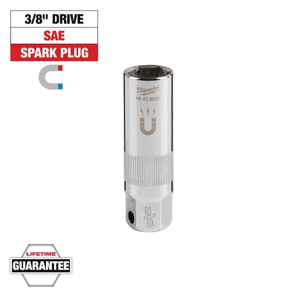 Milwaukee 3/8 in. Drive 5/8 in. Magnetic Spark Plug Socket