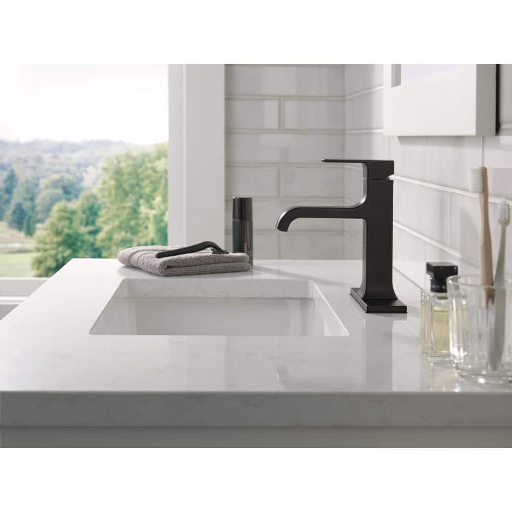Matte Black Single Handle Curved Bathroom Faucet with Drain Assembly