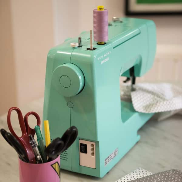 Get to the Point Teal Magnetic Needle Case, It's Sew Emma #ISE-772