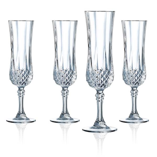 https://images.thdstatic.com/productImages/0de34f96-51c0-467a-a0a9-9ccc25e5b1bd/svn/eclat-cristal-d-arques-paris-champagne-glasses-p1632-4f_600.jpg