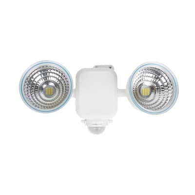 1000 Lumens Outdoor Battery-Powered Dual LED Motion Sensing IP44 Flood and Security Light, White