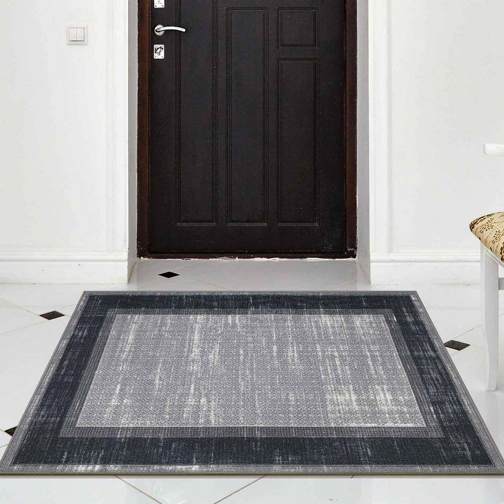 Gray and Black Machine Washable Non-Slip Area Rug 3'3" x 5'