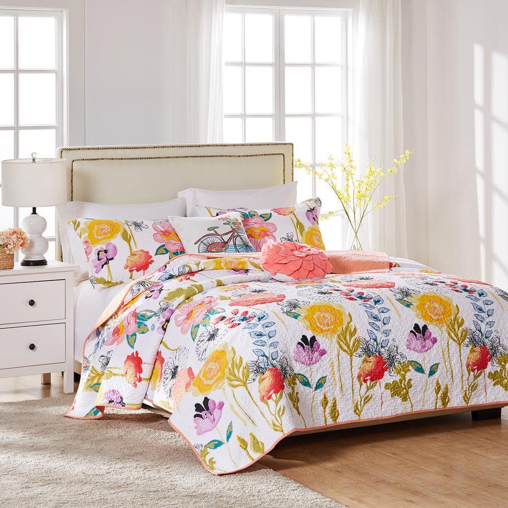 King White Cotton Reversible Floral Quilt Set
