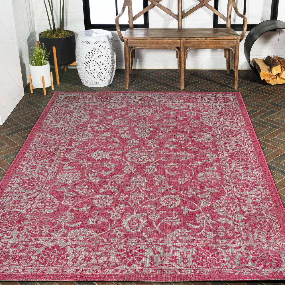 Fuchsia and Light Gray Floral Synthetic 5'3" x 7'7" Reversible Area Rug